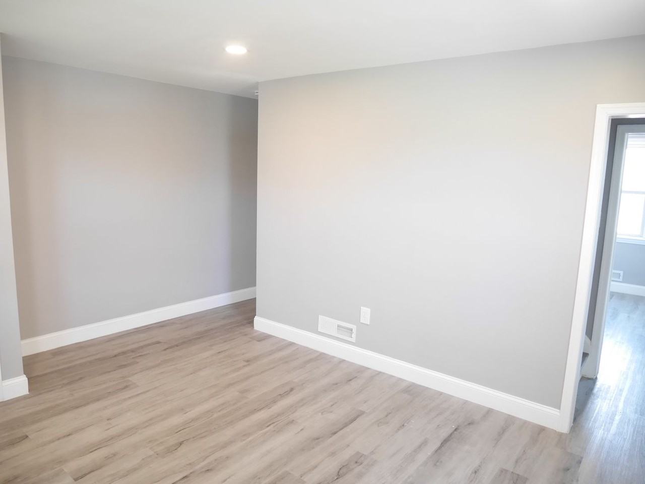 7212 Gough St - Photo 3 of 15