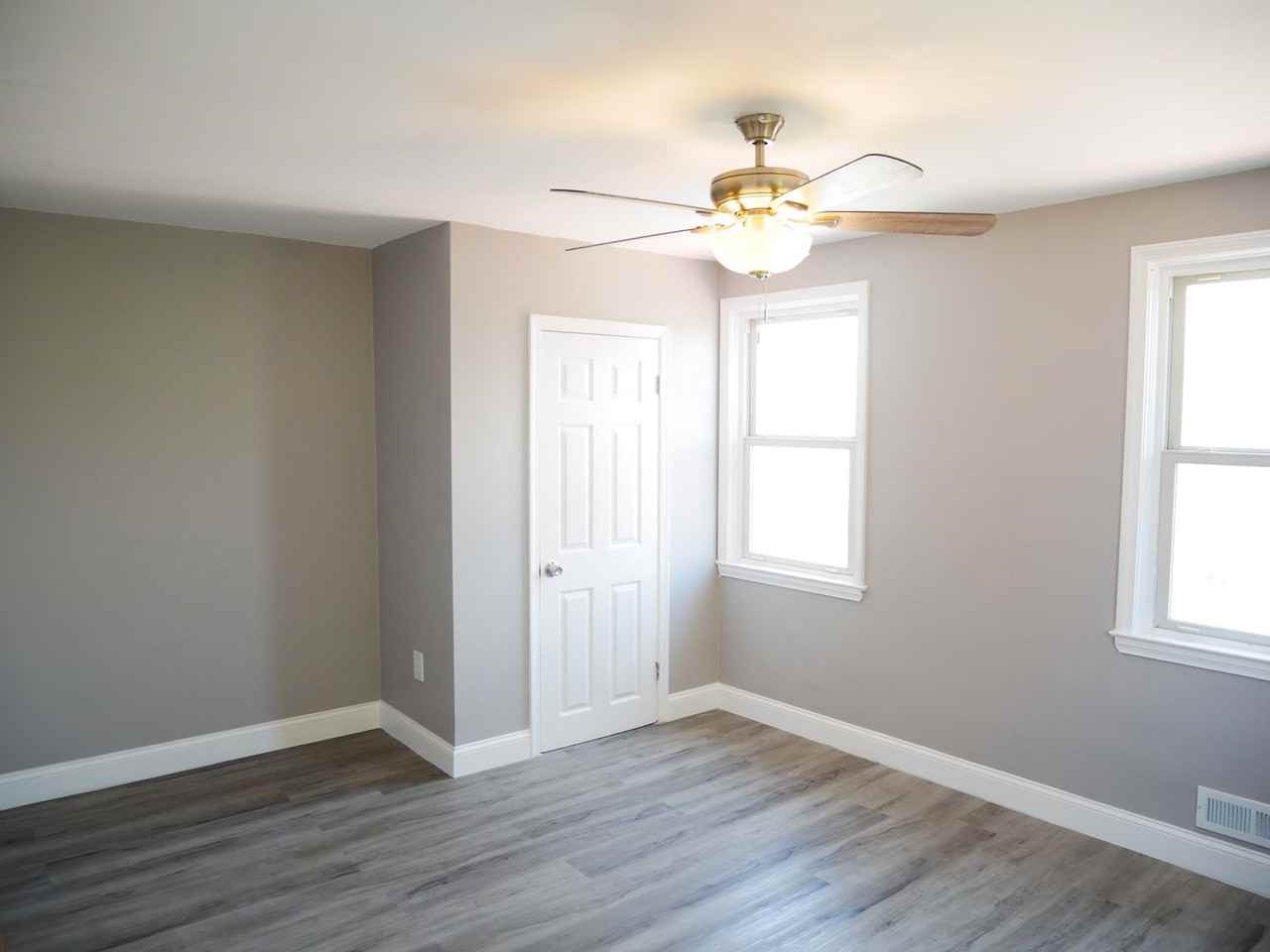 7212 Gough St - Photo 6 of 15