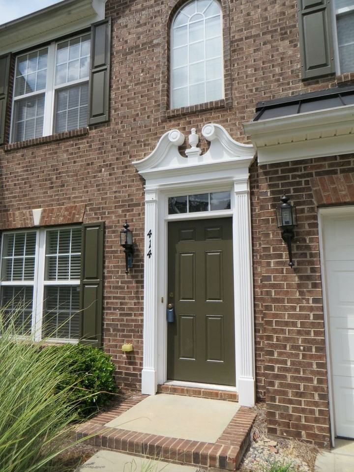 414 Canoe Ct - Photo 2 of 27