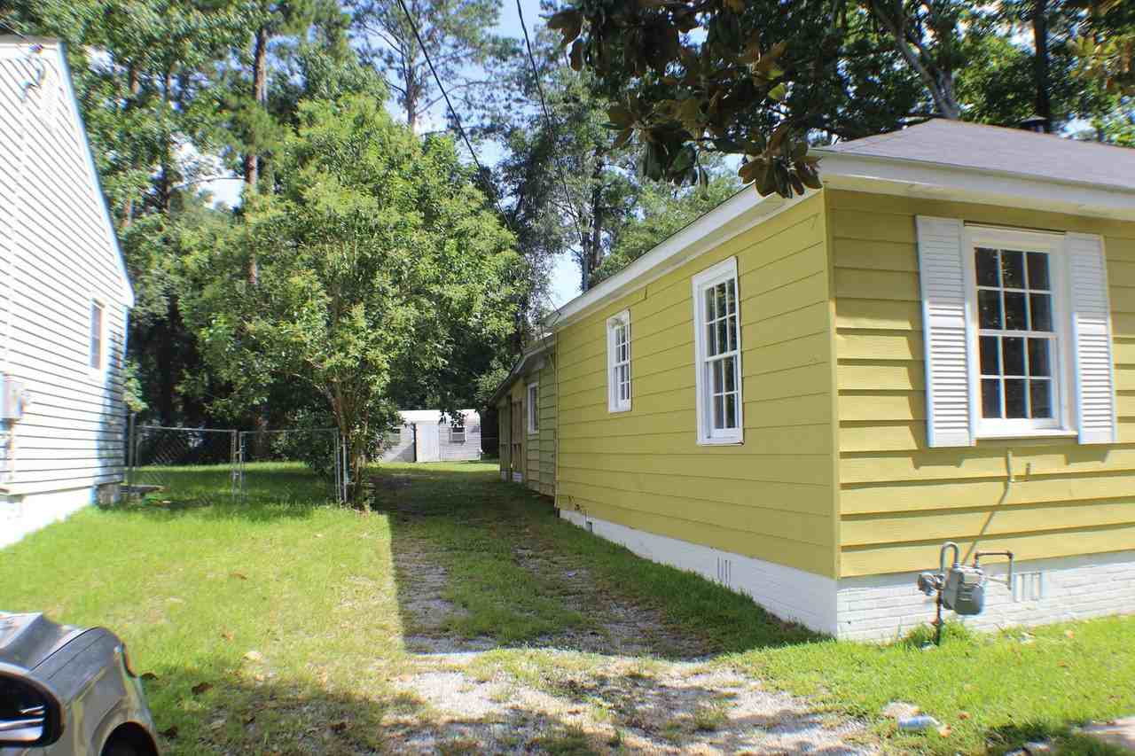 4215 Forrest Rd - Photo 2 of 26