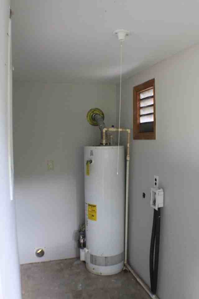 4215 Forrest Rd - Photo 4 of 26