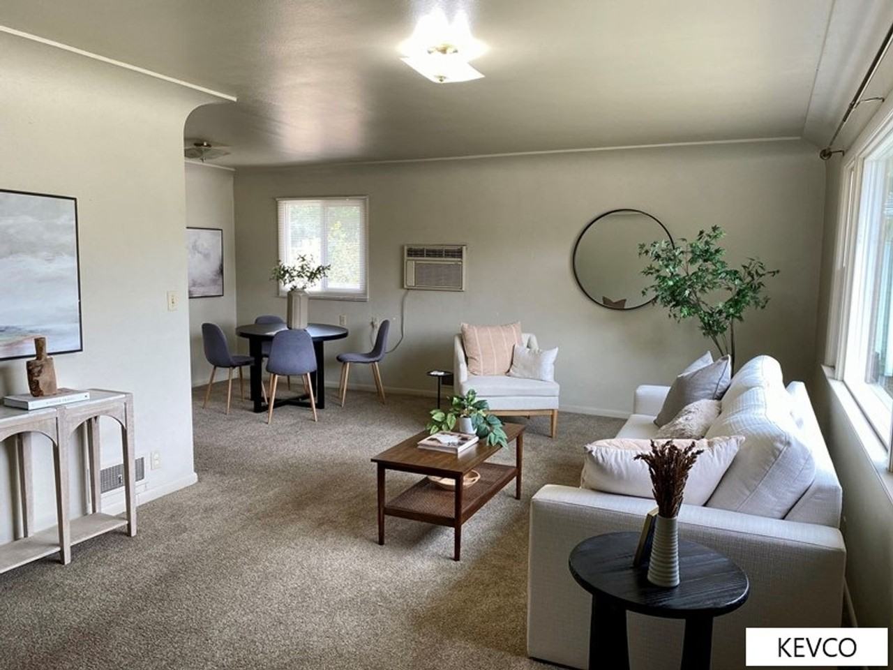 603 E Prospect Rd - Photo 3 of 18