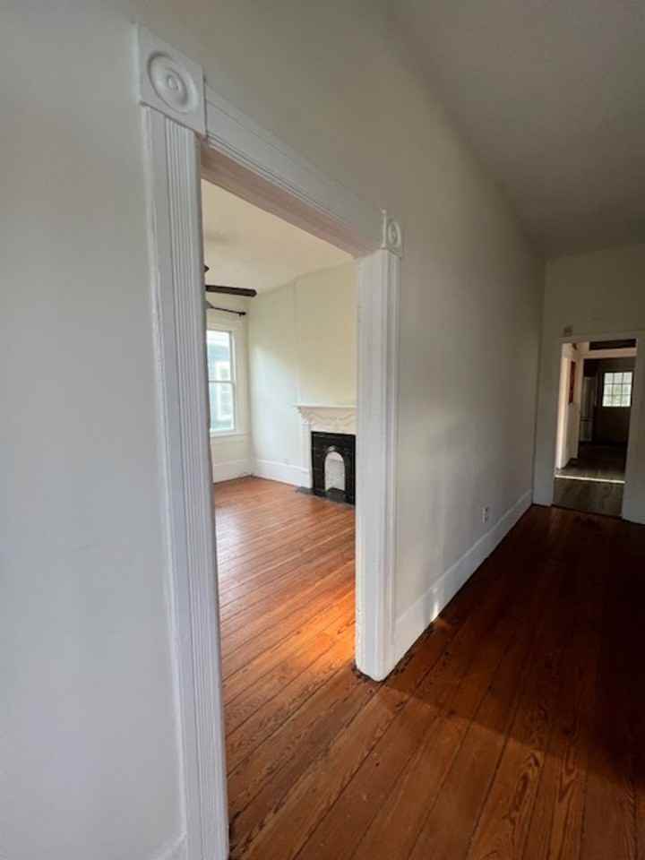 806 Washington St - Photo 3 of 43