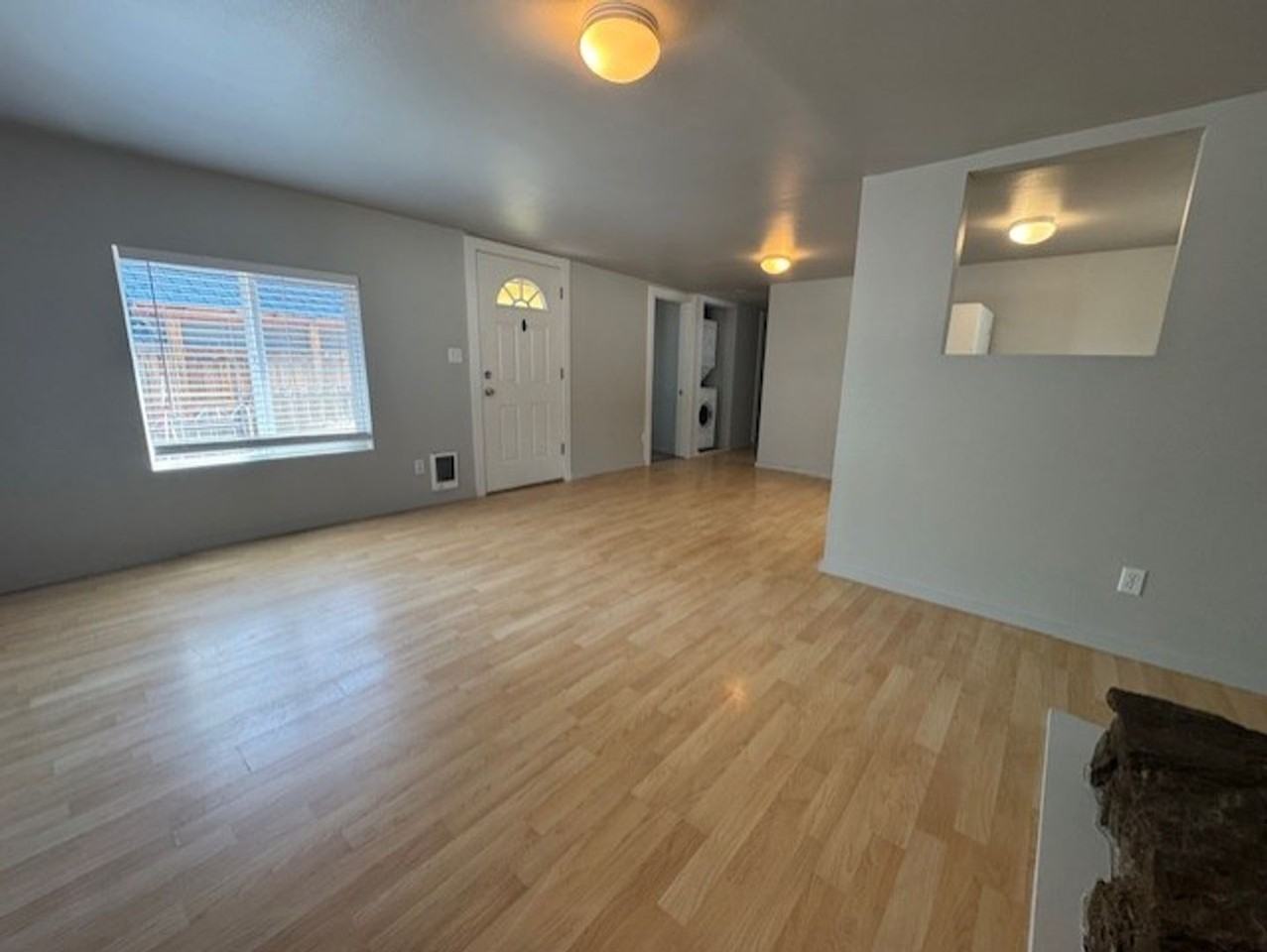 1453 Nw Elgin Ave - Photo 6 of 12
