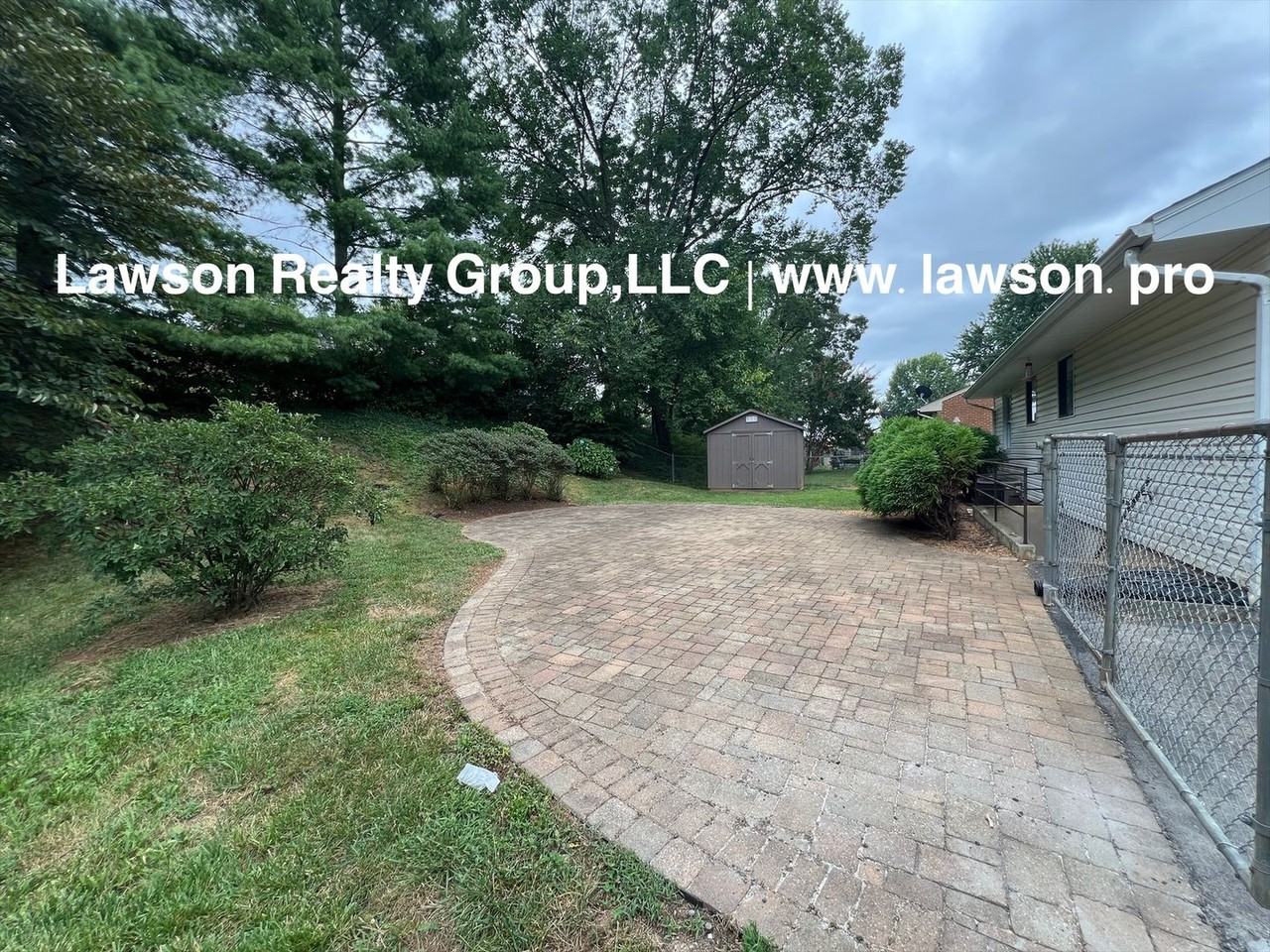 4777 Long Acre Dr Ne - Photo 3 of 36