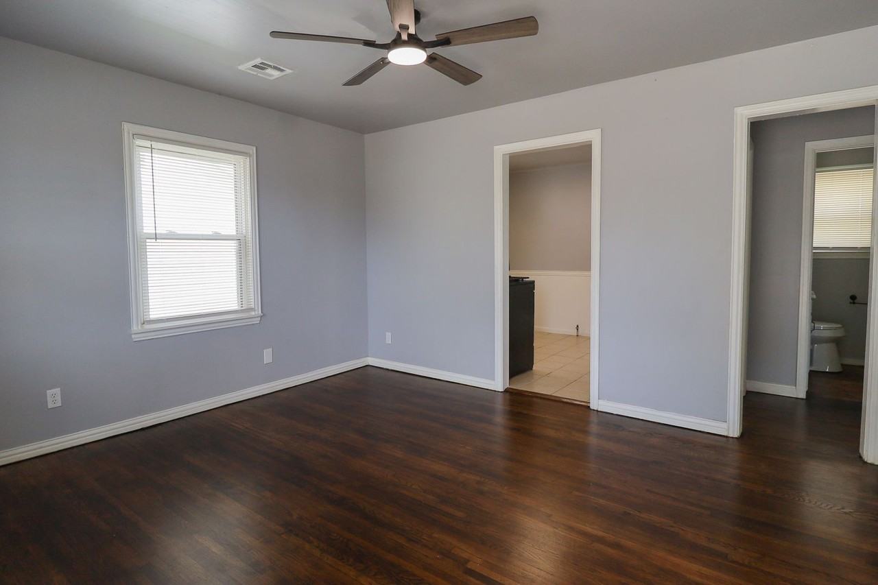 1009 N Cleveland Ave - Photo 3 of 19