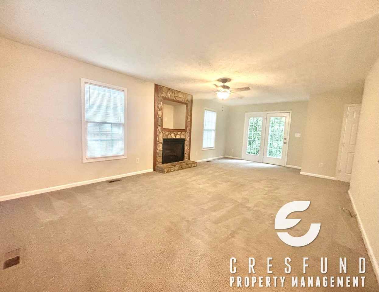 9724 - Photo 4 of 23