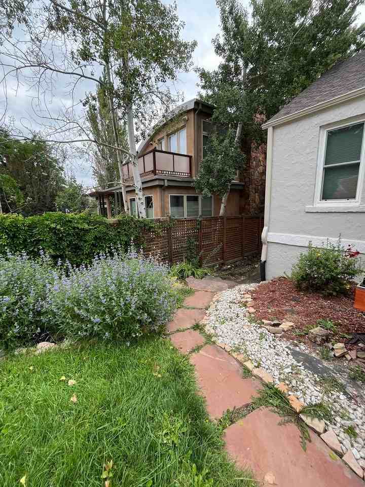 934 8th St #1-2 - Photo 2 of 12