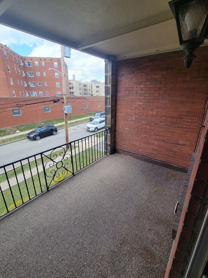 Cornell Place - Photo 6 of 15