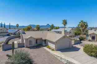 5554 W Carriage Dr - Photo 1 of 1