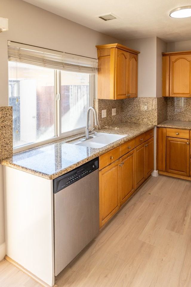 4250 Solar Cir - Photo 3 of 20