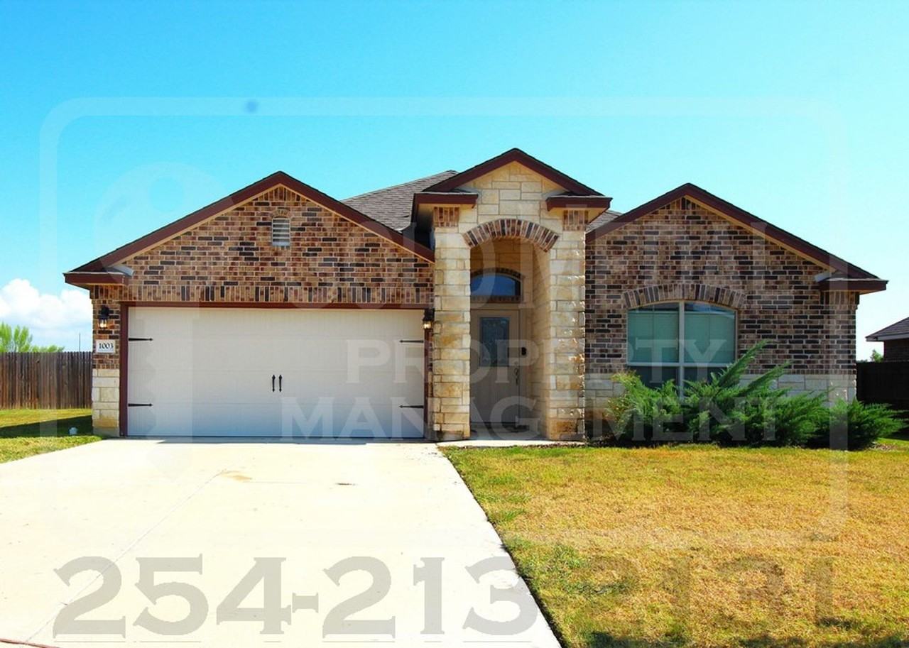 1003 Torino St - Photo 2 of 28