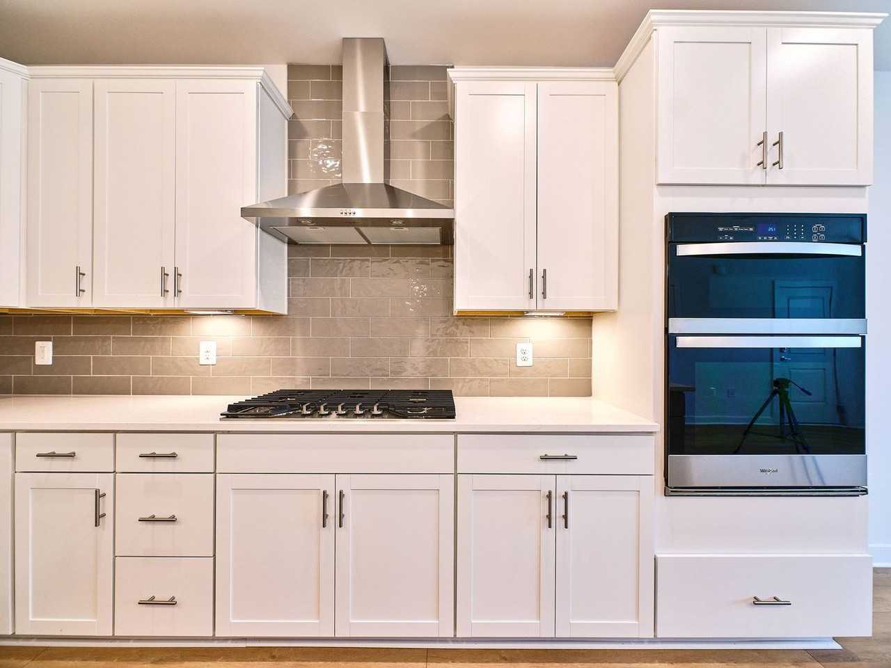 16076 Frederick Rd - Photo 6 of 30