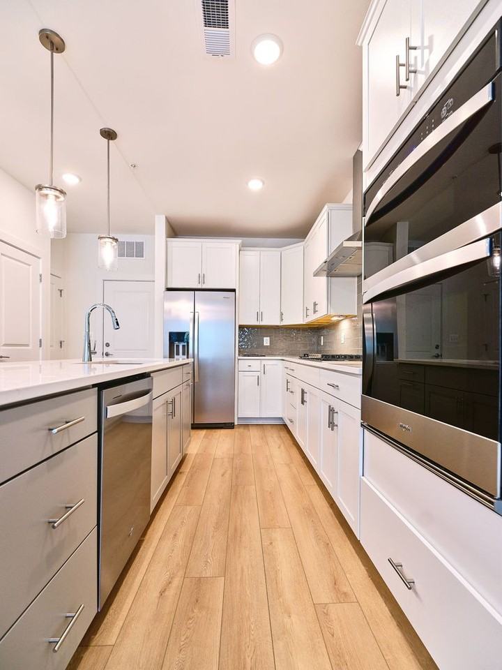 16076 Frederick Rd - Photo 7 of 30