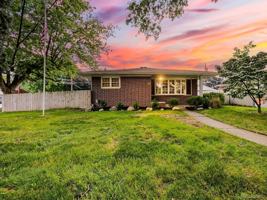 featured image of 24620 Wood St