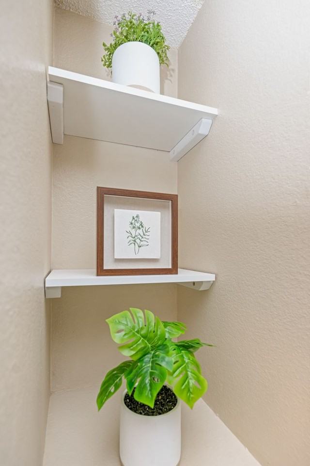 401 Sweetgale Ct - Photo 4 of 50