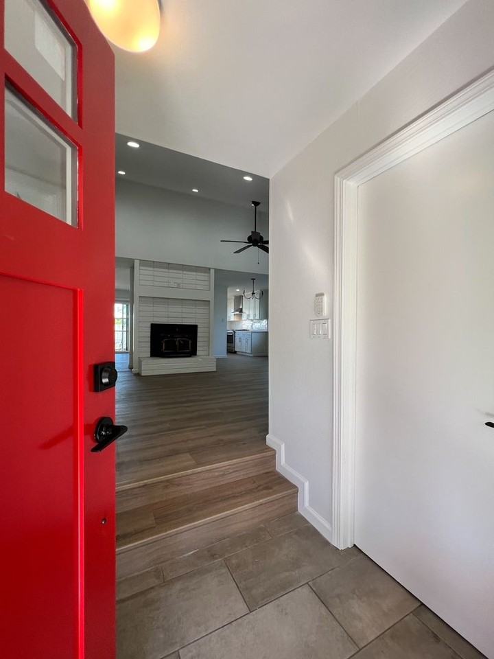 3542 Twin Oaks Dr - Photo 3 of 27