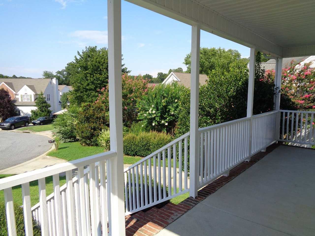 4016 Cole Avenue - Photo 4 of 31