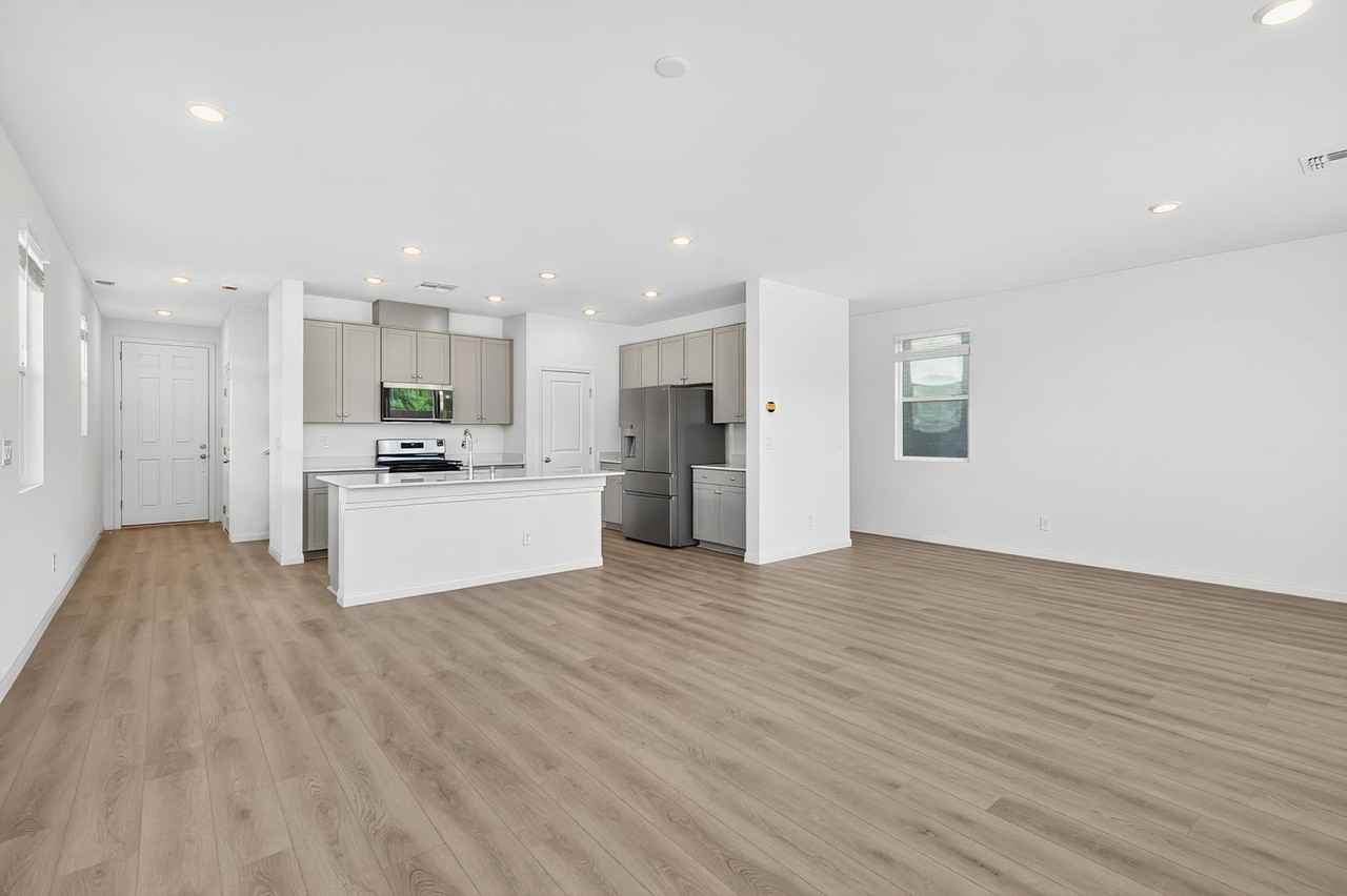 4153 Texas Lilac Ave - Photo 3 of 30