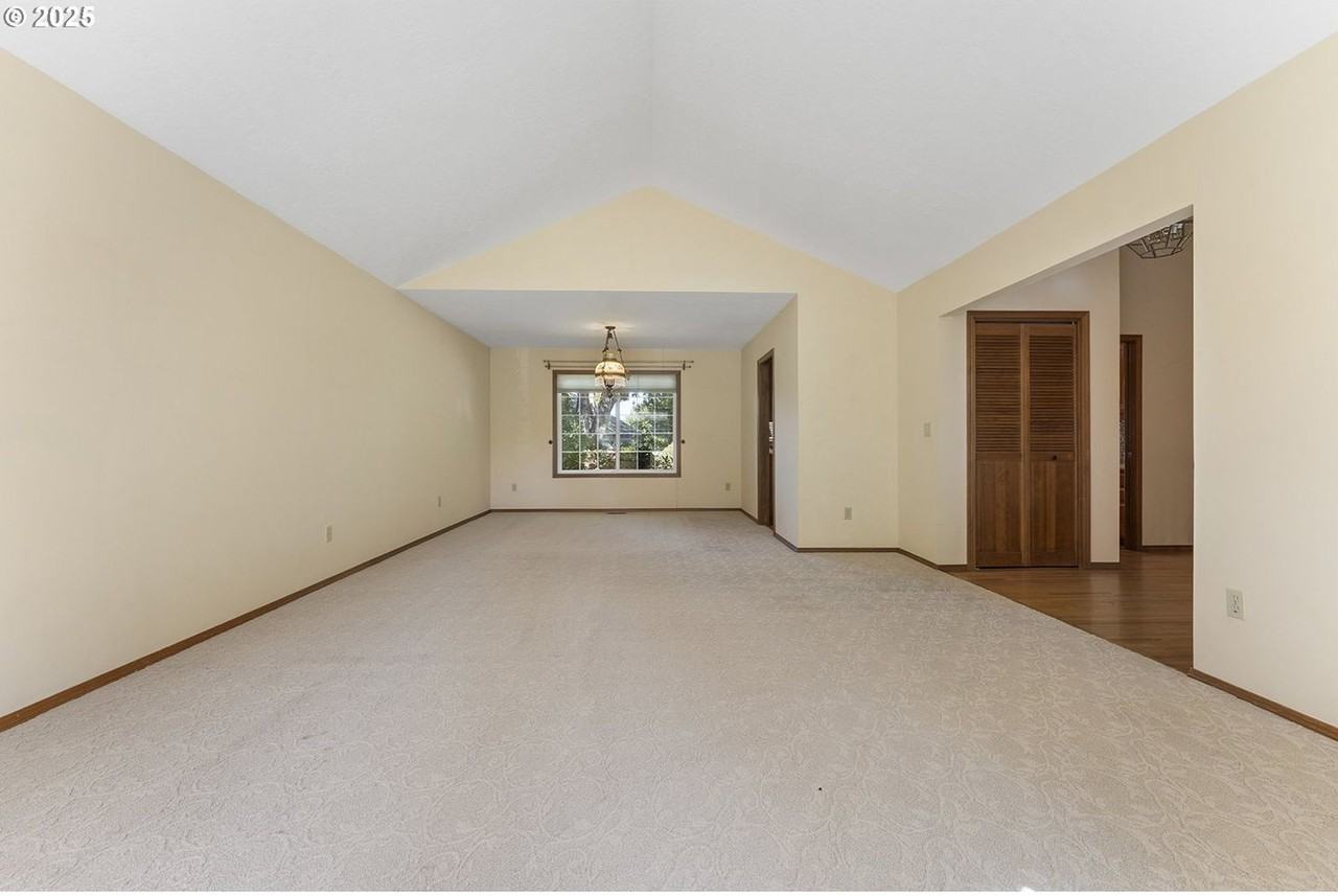 16808 Nw Yorktown Dr - Photo 7 of 45