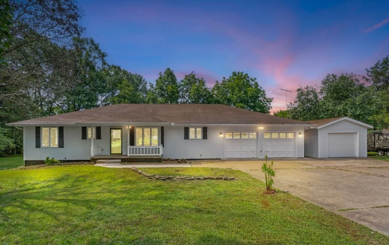 294 Buzzard Cv - Photo 2 of 28