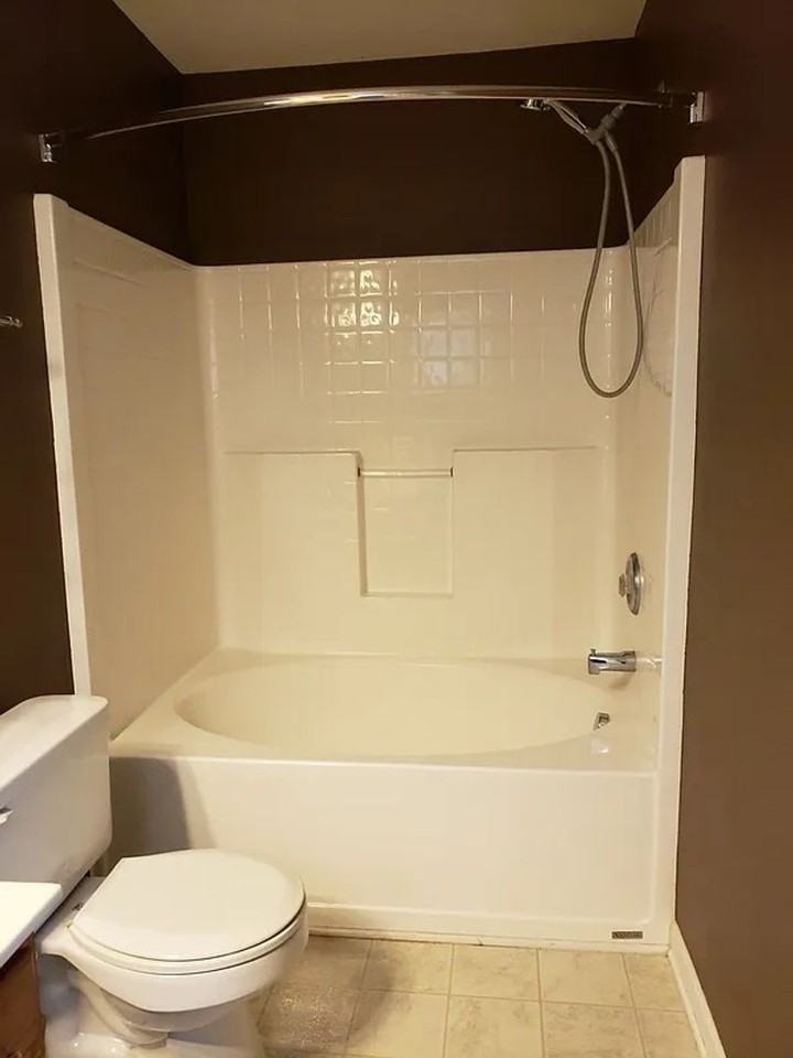 10318 Mcgoogan Ln - Photo 3 of 27