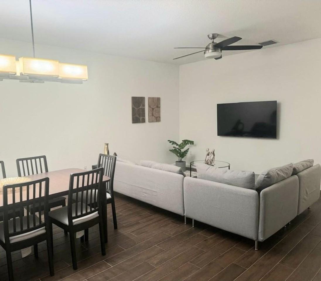 1129 Nw 41st Ln - Photo 4 of 20