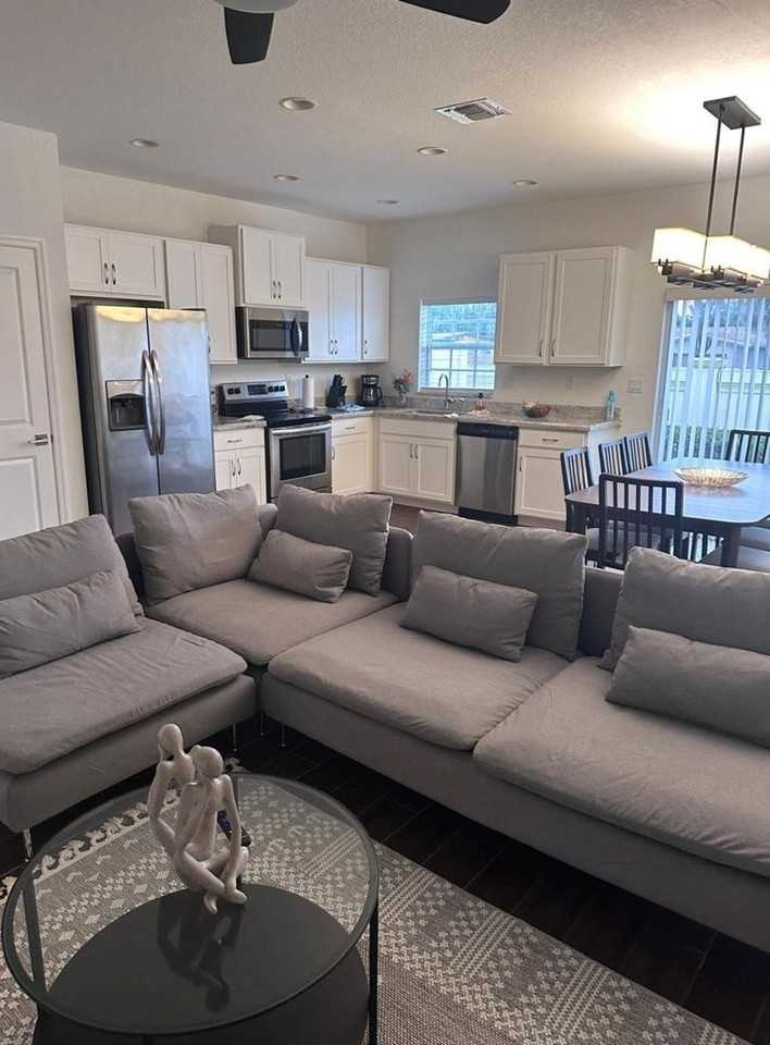 1129 Nw 41st Ln - Photo 7 of 20