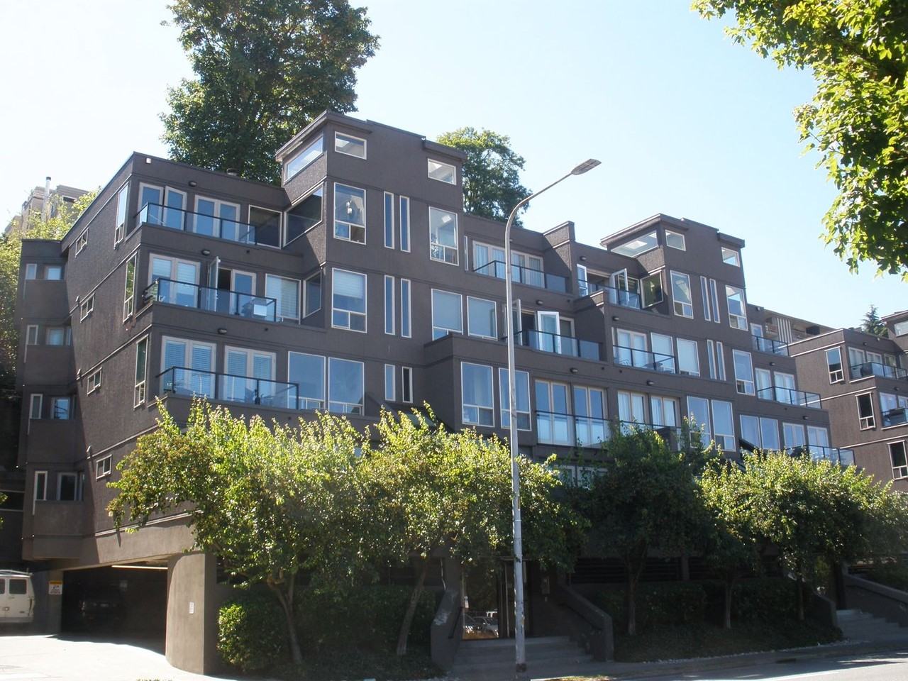 2111 Westlake Ave N #101 - Photo 2 of 25