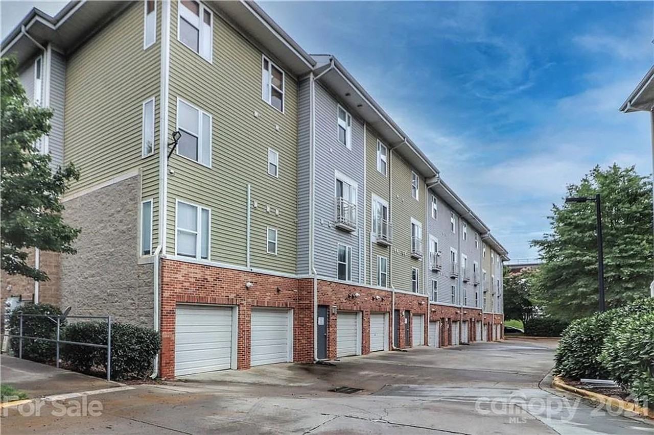 547 Donatello Ave - Photo 2 of 30