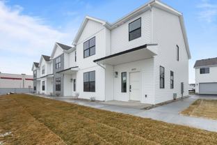 2925 Sunburst Dr - Photo 1 of 1