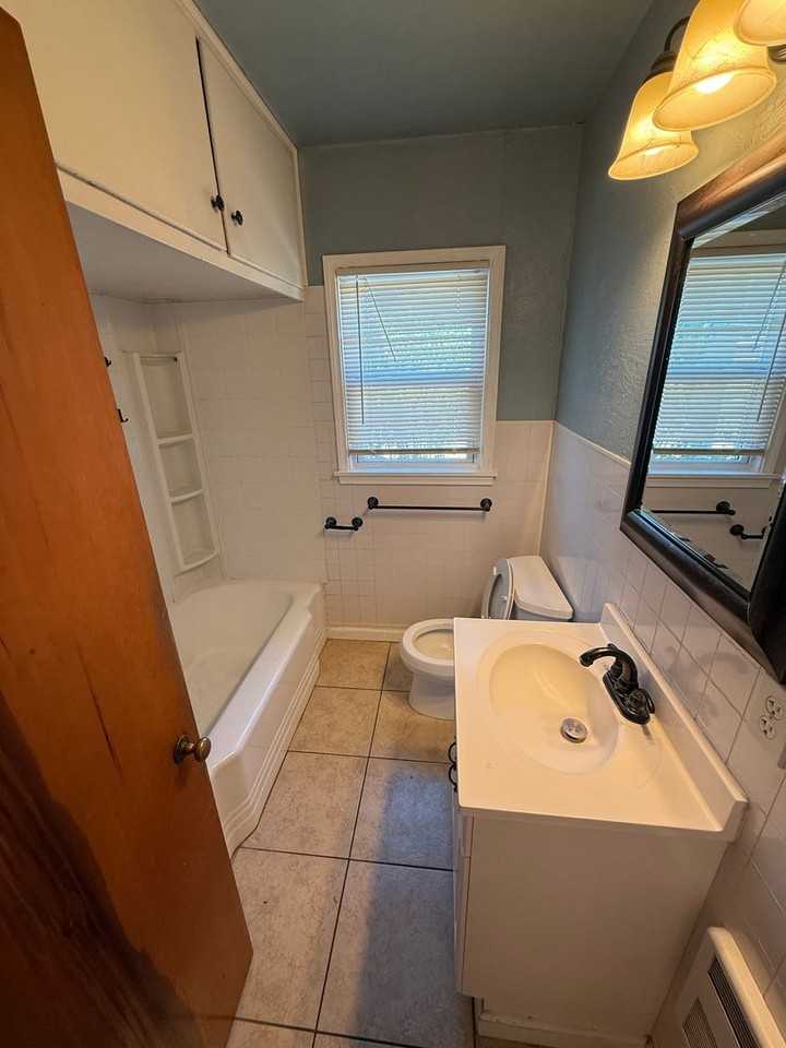 3201 30th Street - Photo 5 of 20