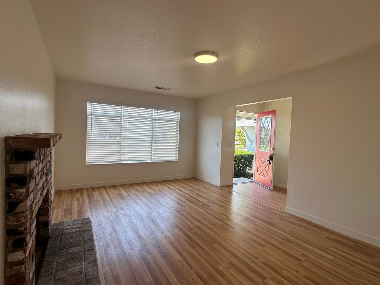 39612 Lahana Way - Photo 2 of 15