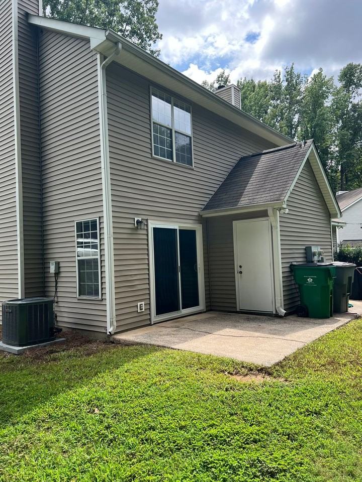 800 Selwyn Place Rd - Photo 2 of 25