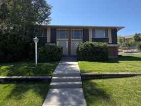 1214 E Siesta Dr - Photo 1 of 1