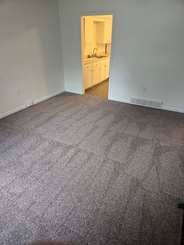 1900 E Lindenwood Cir - Photo 2 of 11