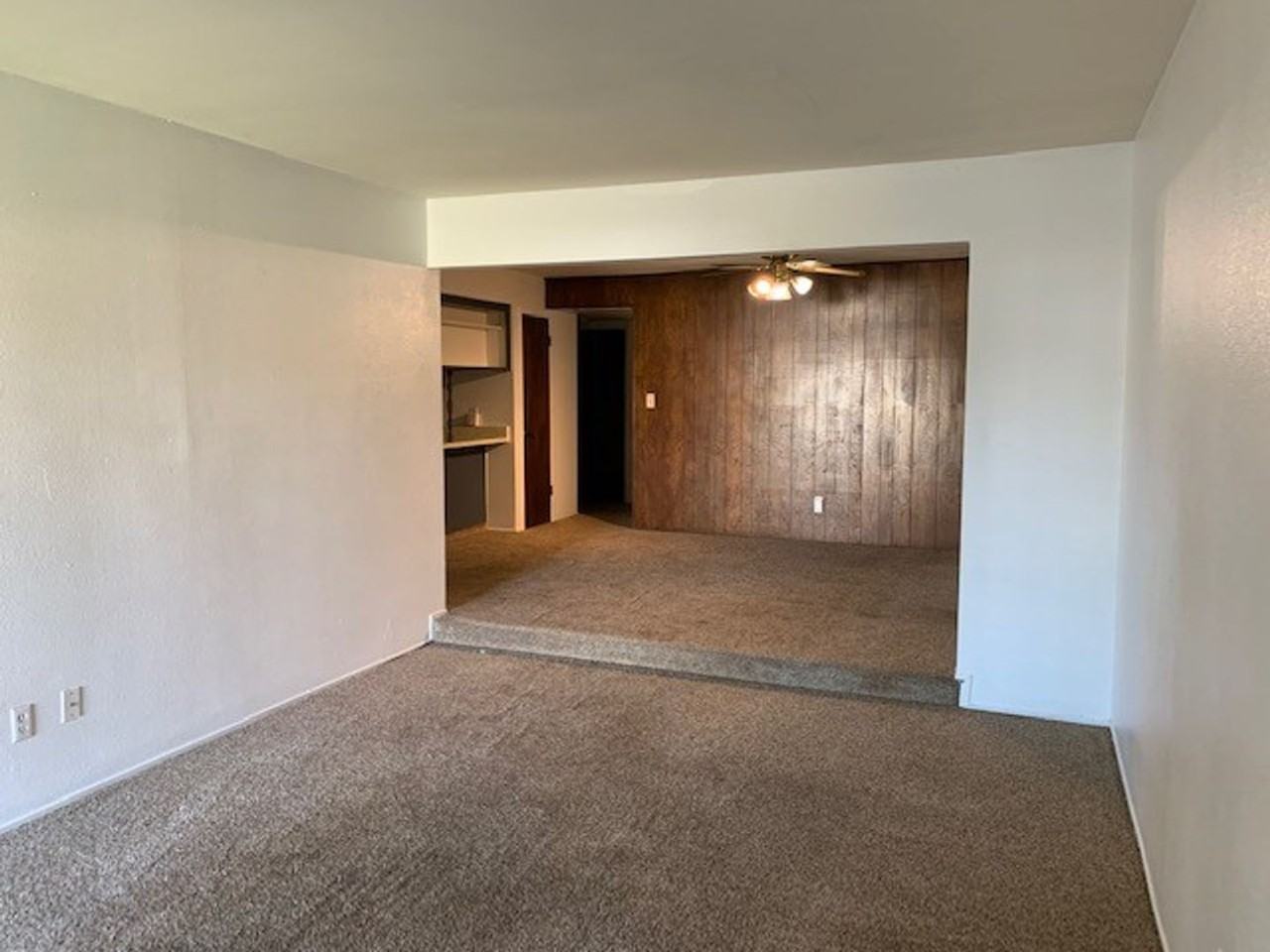 3106 W Swain Rd - Photo 3 of 15