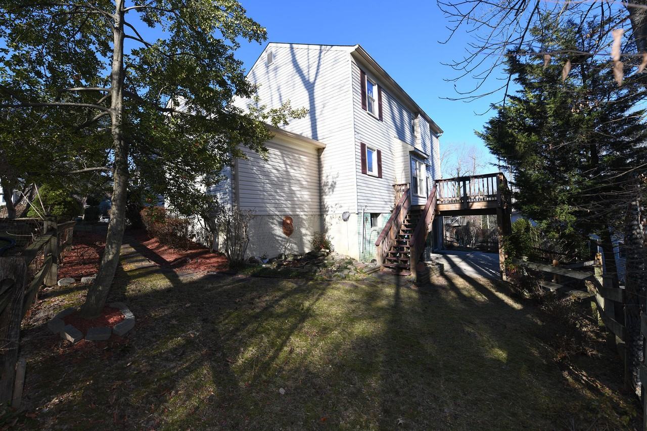 14903 Running Ridge Lane - Photo 2 of 50