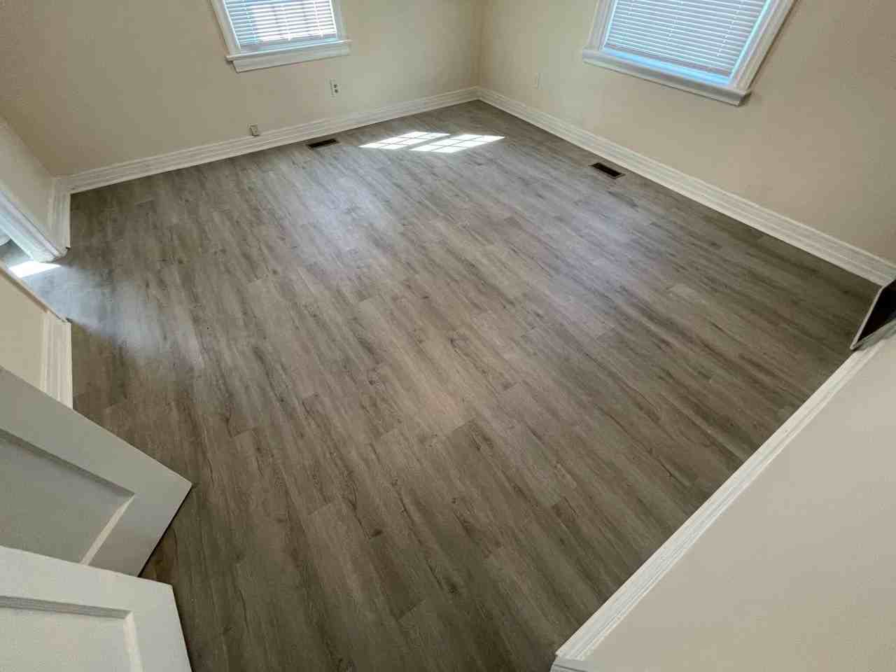 203 Cromwell Ave - Photo 3 of 18