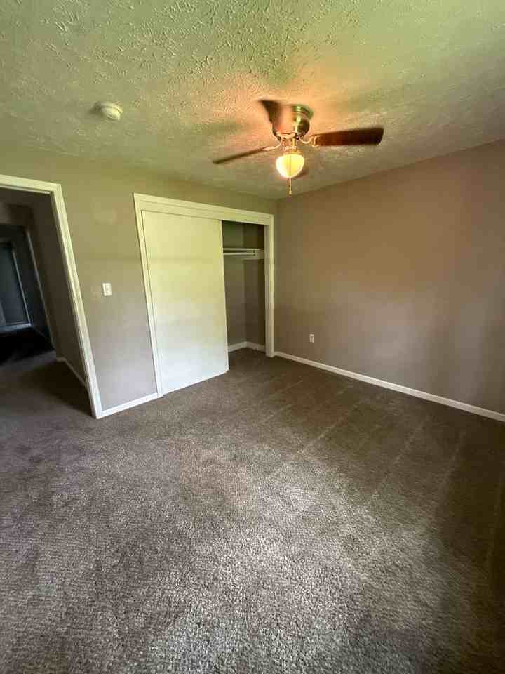 1421 E Nora St - Photo 6 of 20