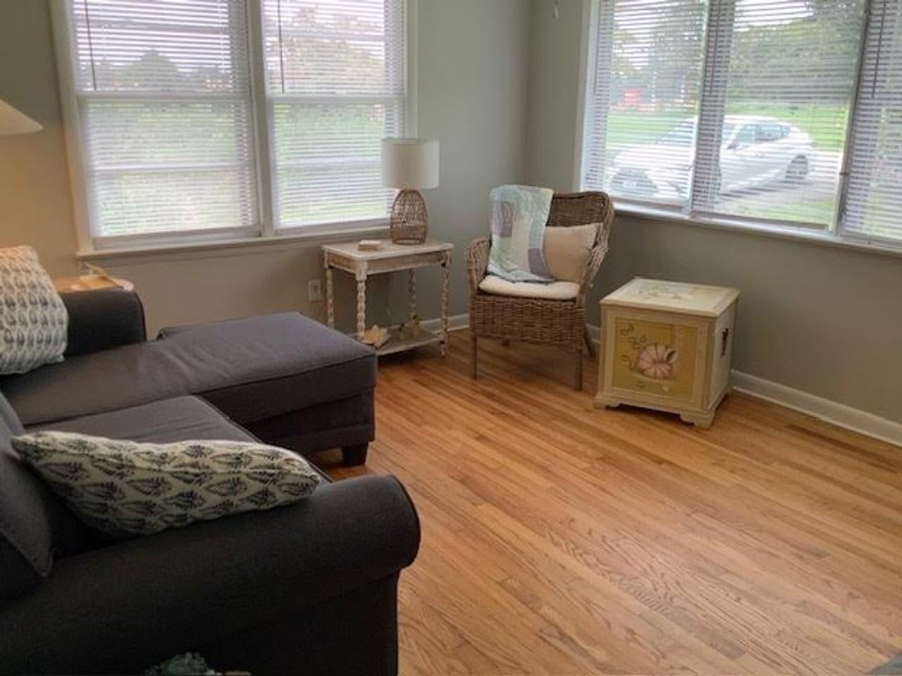 69 Russell Woods Dr #B - Photo 4 of 9