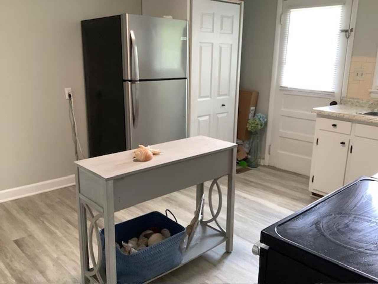 69 Russell Woods Dr #B - Photo 7 of 9