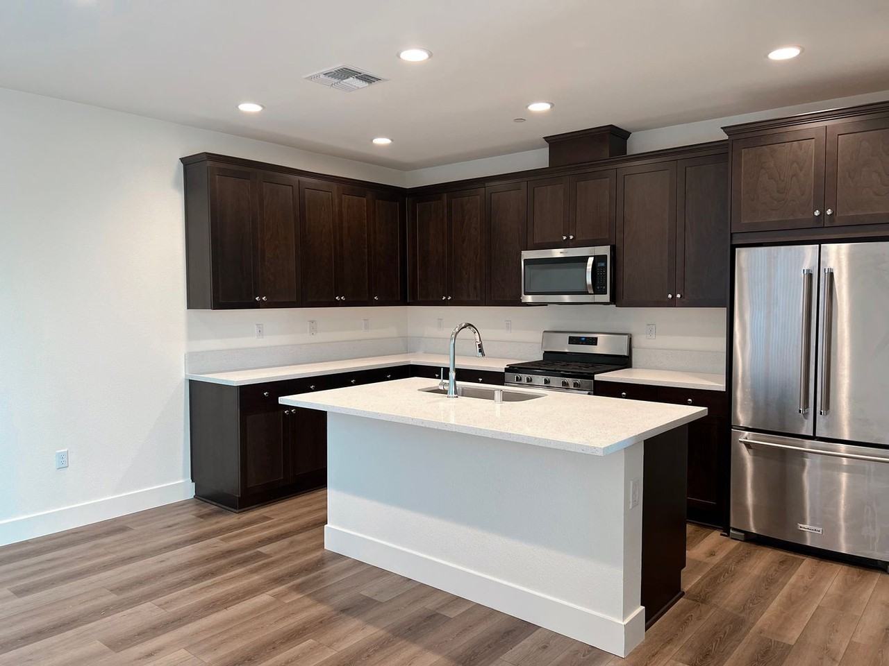 1311 Chariot Rd - Photo 2 of 11