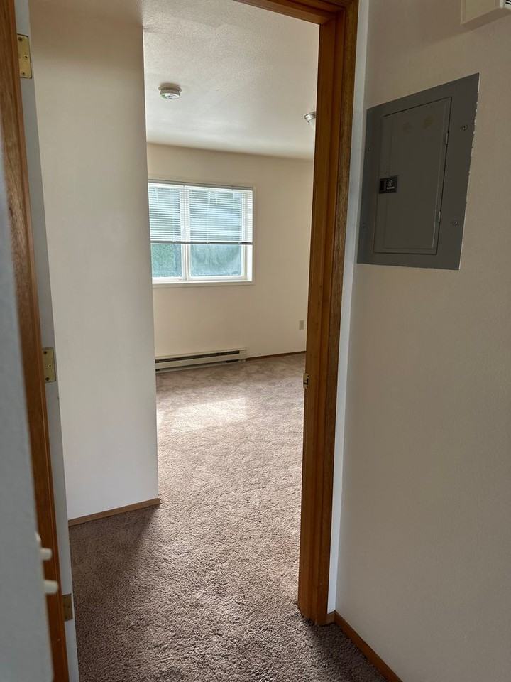 #359 KINGS POINTE - Photo 4 of 11