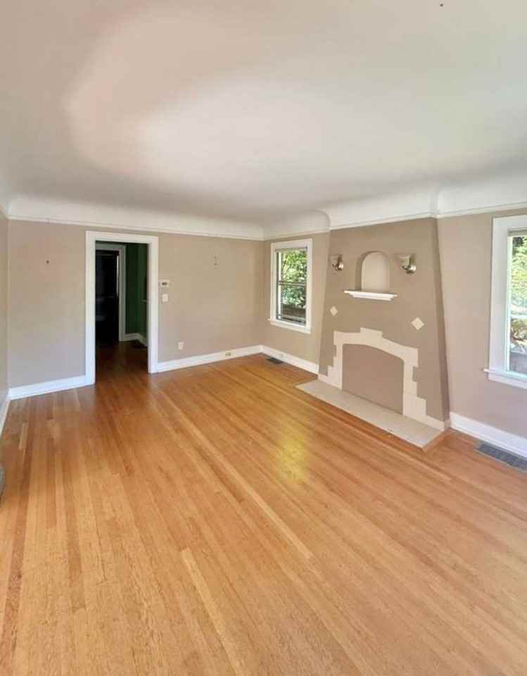 7065 7th Ave Nw - Photo 3 of 38