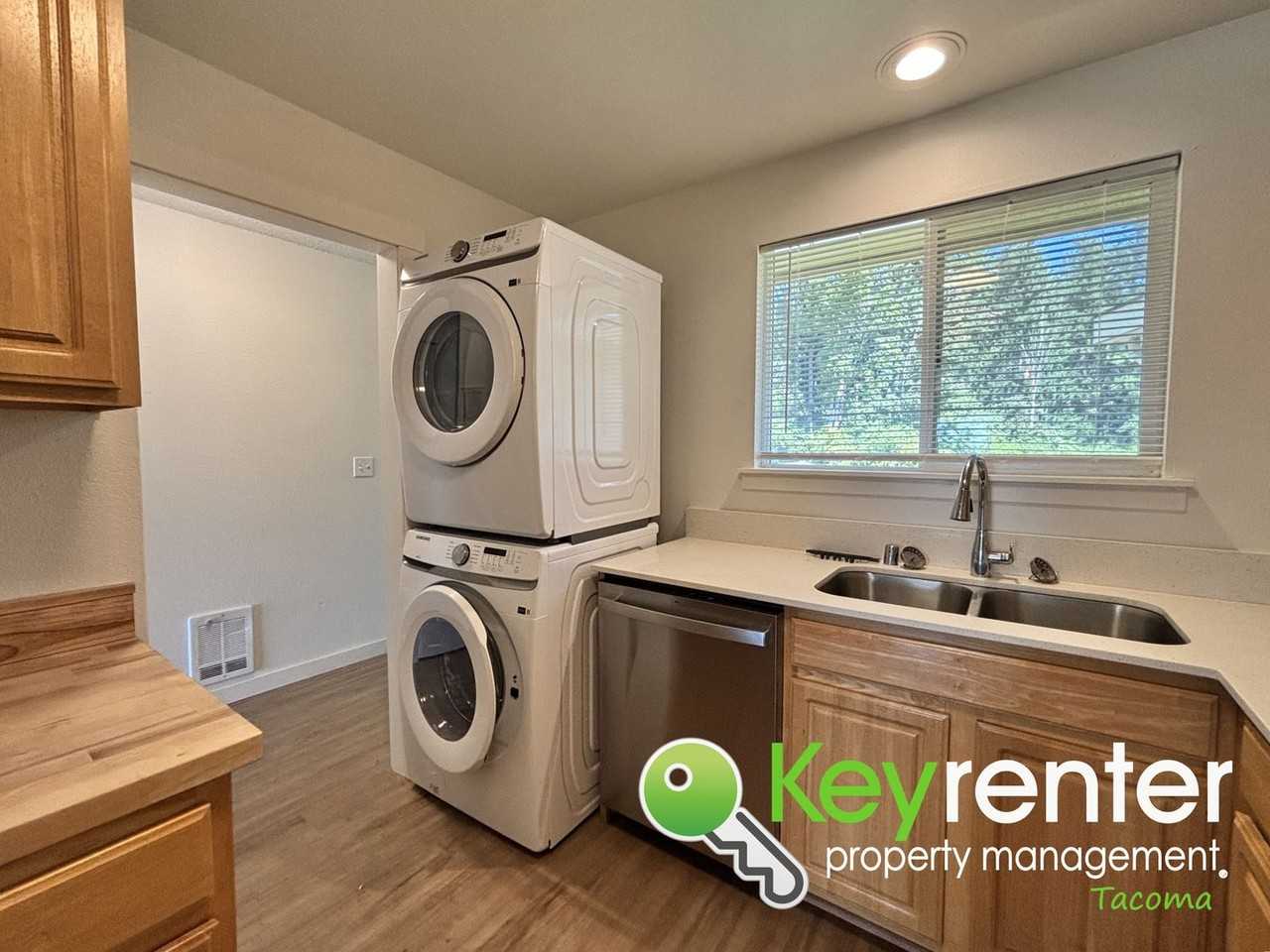 4910 110th Avenue Ct E #3 - Photo 3 of 11