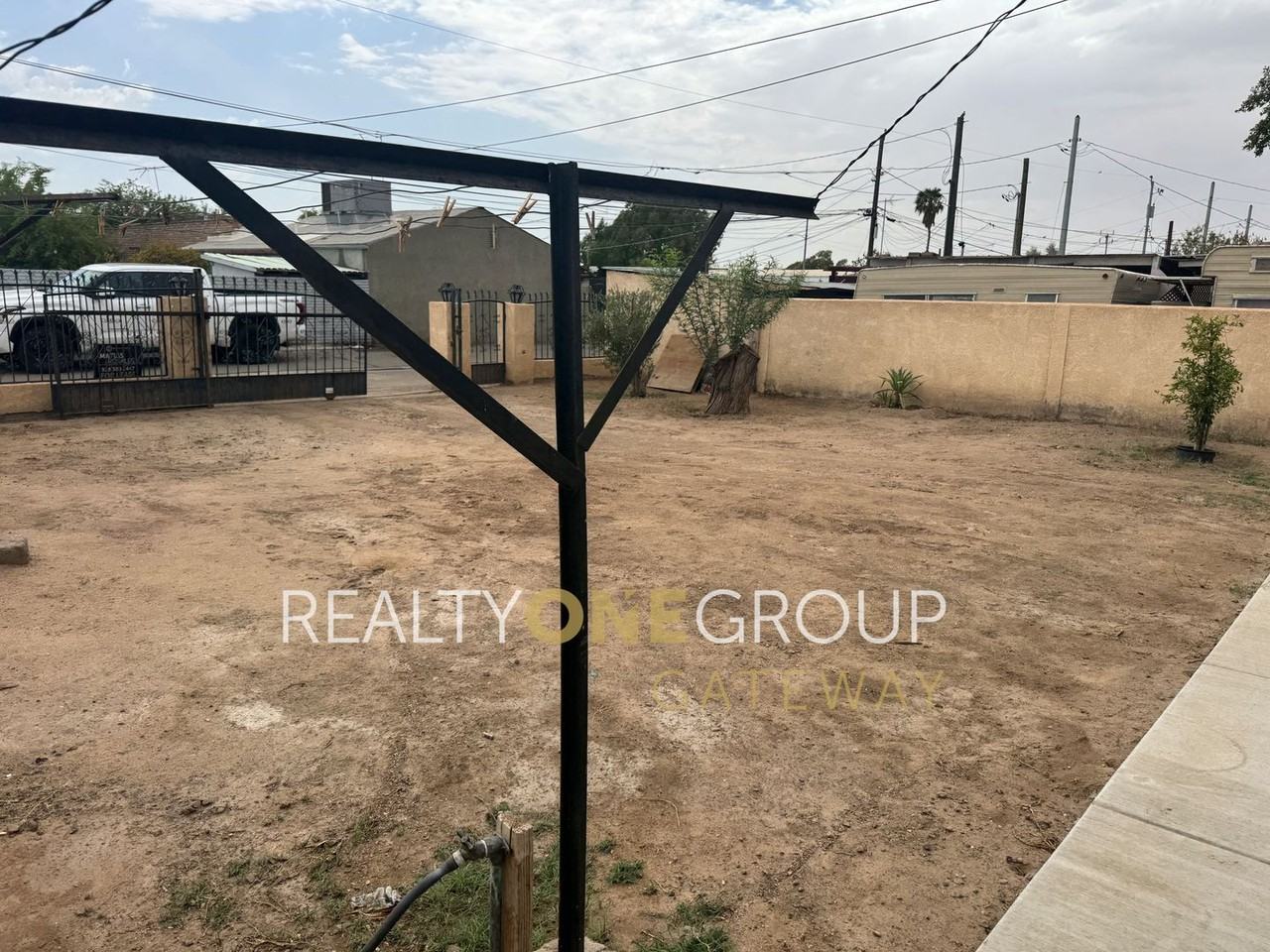 679 N Cesar Chavez St #2 - Photo 3 of 26