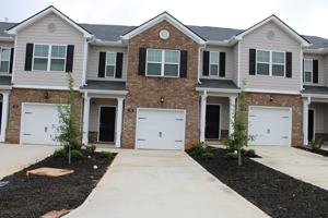 featured image of 784 Grovebury Ct