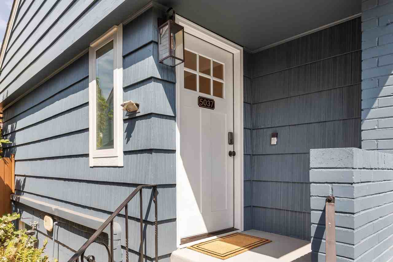 5037 38th Ave Ne - Photo 2 of 36