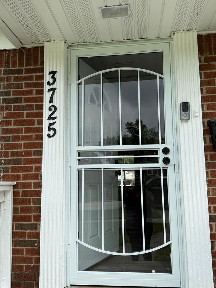 3725 Tyler St - Photo 5 of 25